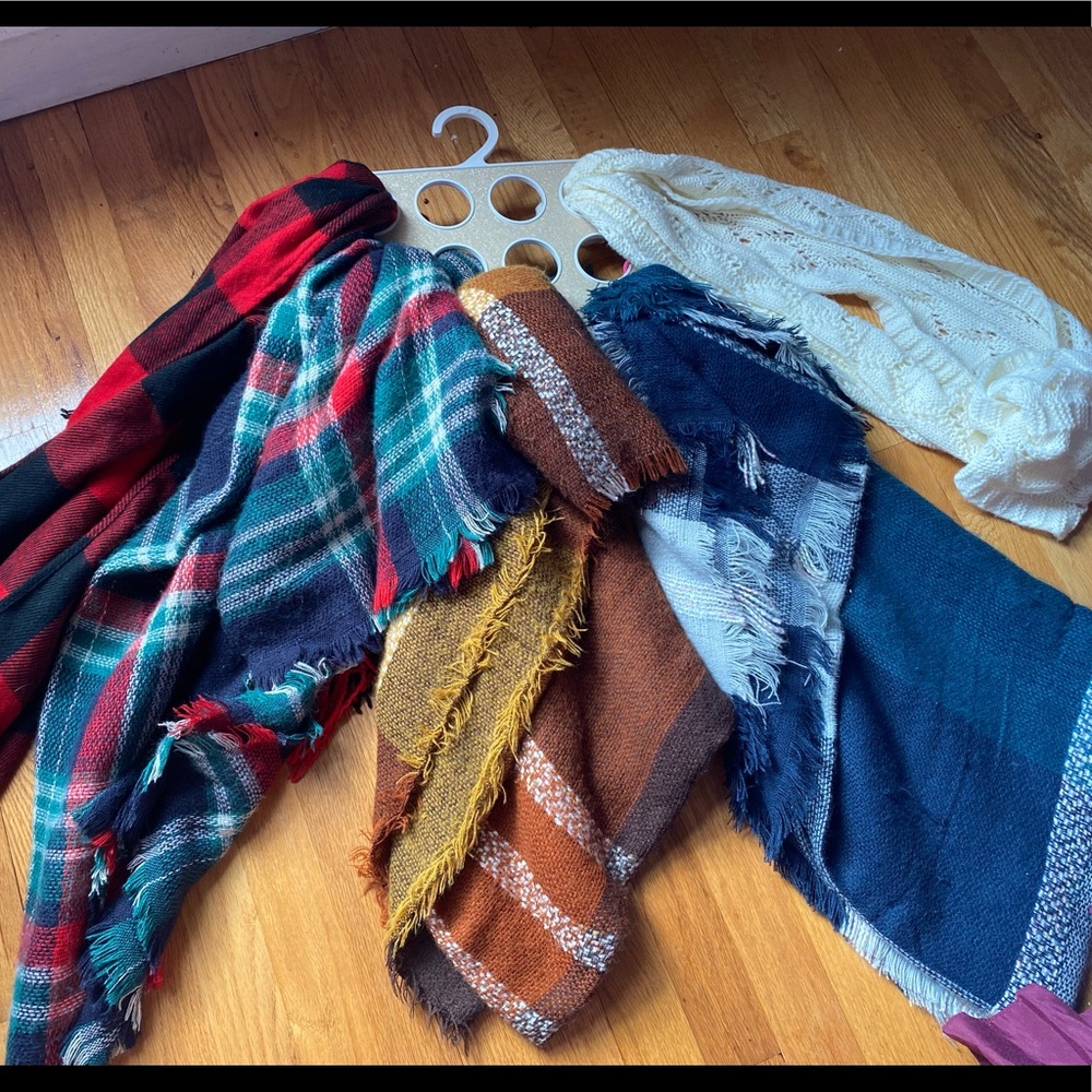 THICK FALL/WINTER SCARVES